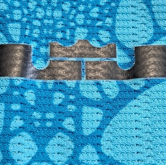 Vintage Nike LeBron James Witness Dri Fit Youth Basketball Shorts    Size L - Picture 12 of 12